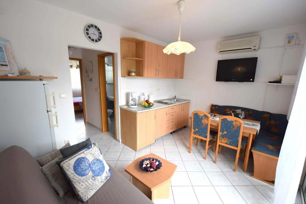 Apartment In Njivice/Insel Krk 13218 Croatia