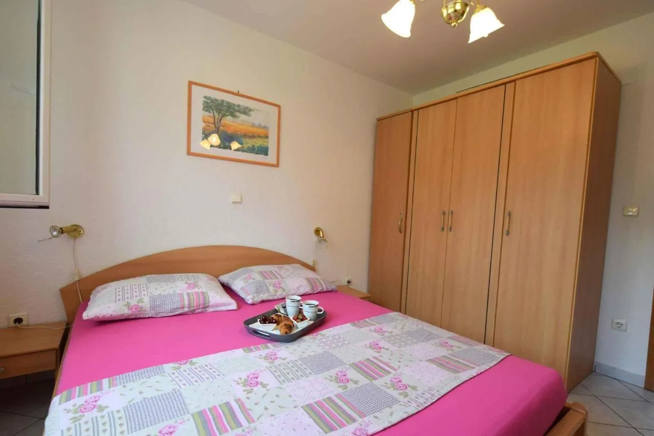 Apartment In Njivice/Insel Krk 13218 Croatia